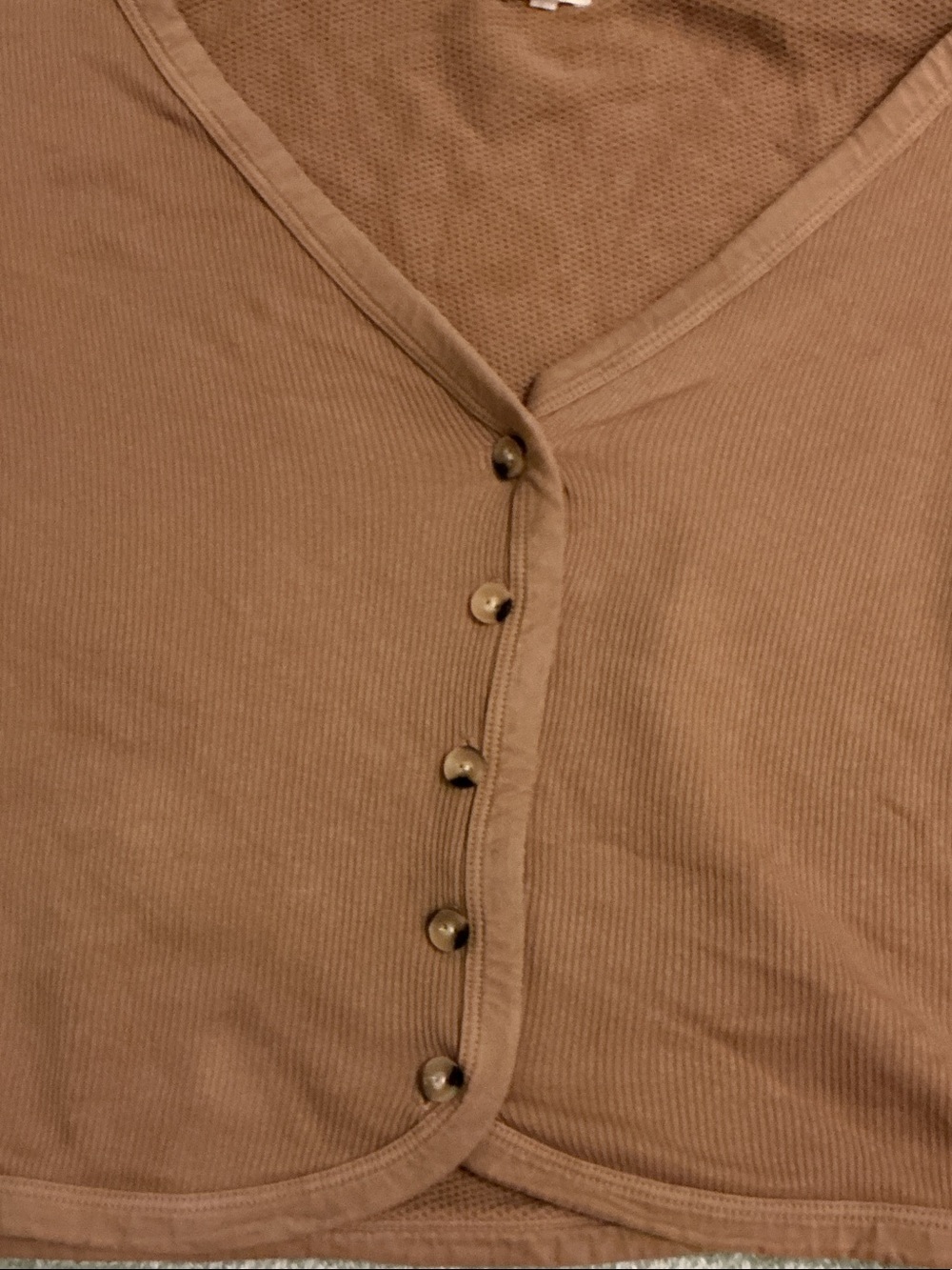 Donni Ribbed Cropped Cardi - Picture 4 of 5
